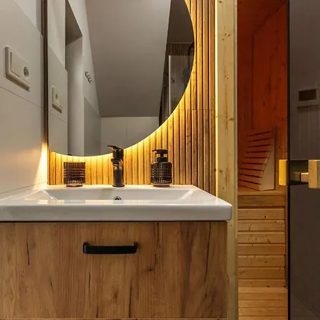 Henry, Prywatne Jacuzzi I Sauna Holiday home Zywiec